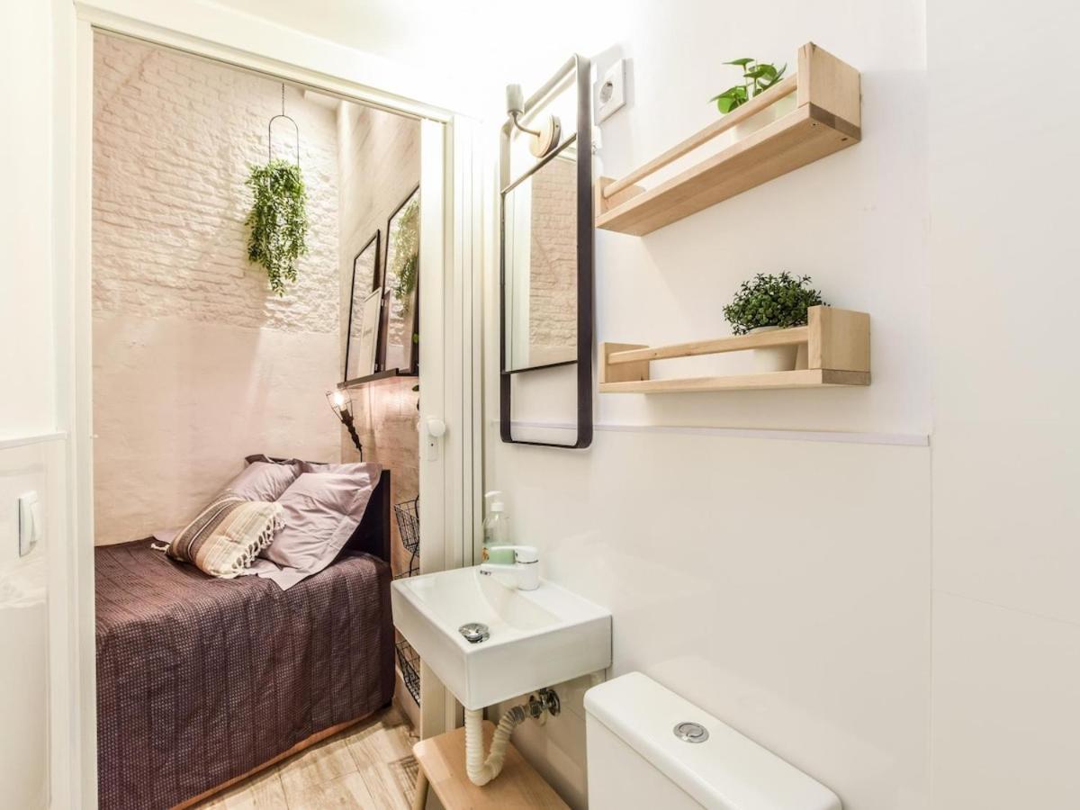 Apartamento Plaza De Lavapies Alquiler Temporal Madrid Exterior photo