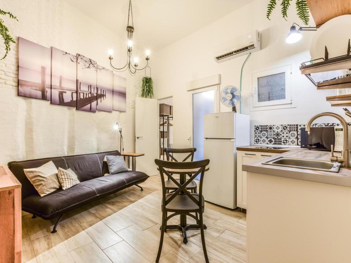 Apartamento Plaza De Lavapies Alquiler Temporal Madrid Exterior photo